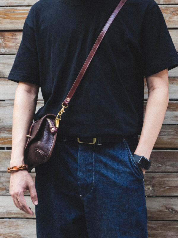 Vintage Leather One-shoulder Messenger Bag - Image 5