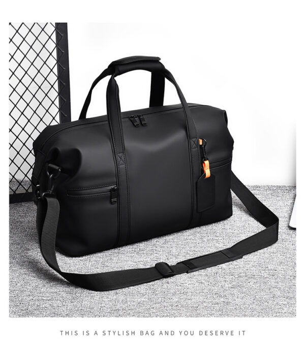 Large Capacity Short Distance Sports One-shoulder Crossbody Bag - Image 4
