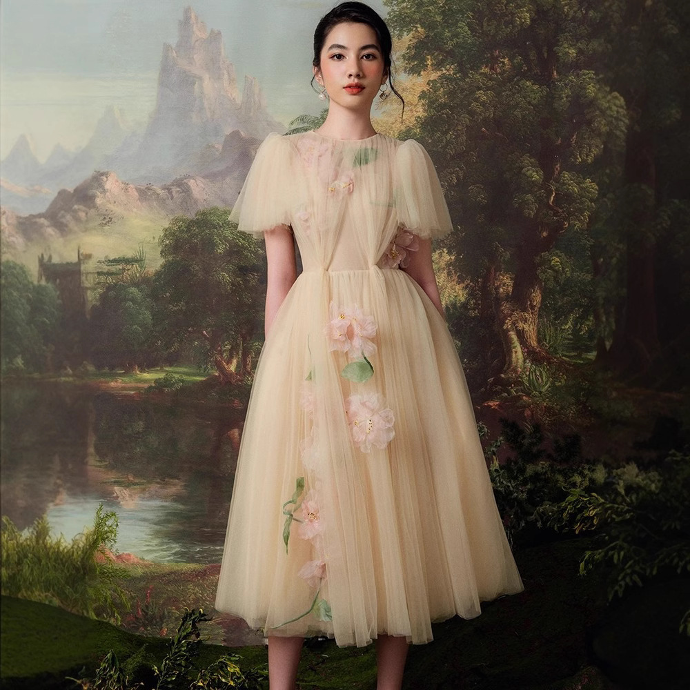 Designer Heavy Industry Net Yarn Hand-stitched Flower Fairy Dress