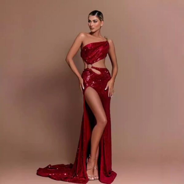 Hollow-out Midriff One Shoulder Red  Dress - Image 2