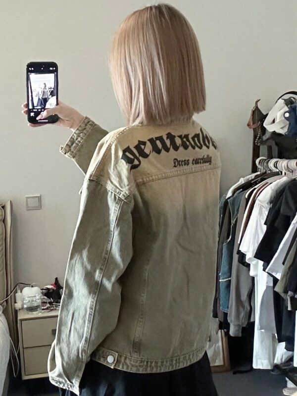 Retro Lapels Denim Coat For Women - Image 2