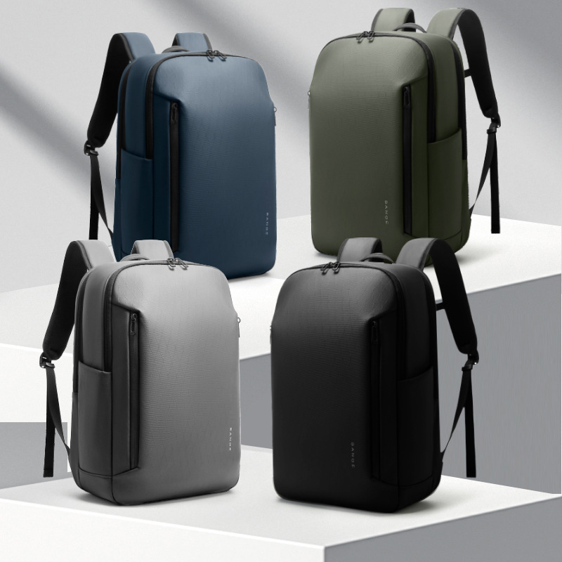 Men’s Lightweight And Large Capacity Backpack