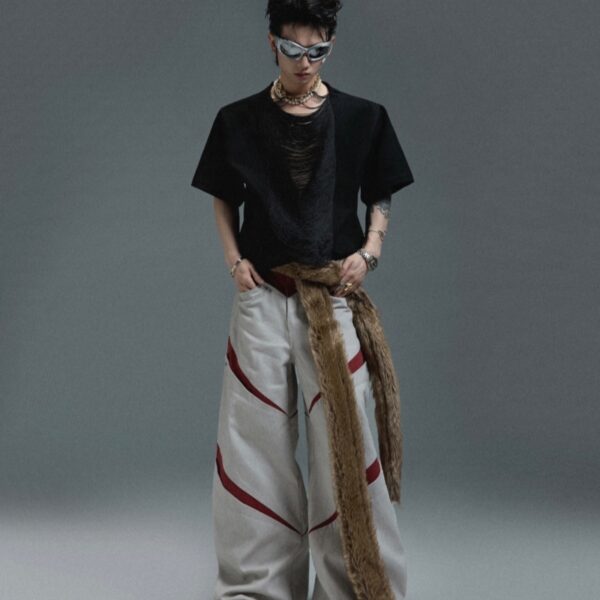 Hollow Out V-neck Short Sleeve T-shirt - Image 5
