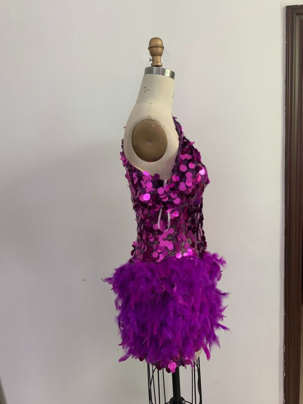 Feather Skirt One-shoulder Sleeve Short Dress - Image 7