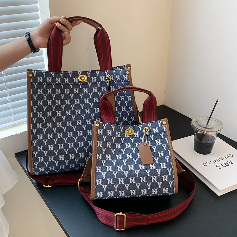 Women’s Retro Canvas Bag Simple And Large Capacity