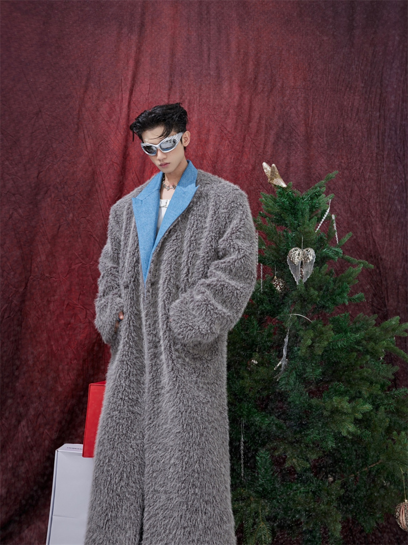 Men's Long Fur Coat - Image 3
