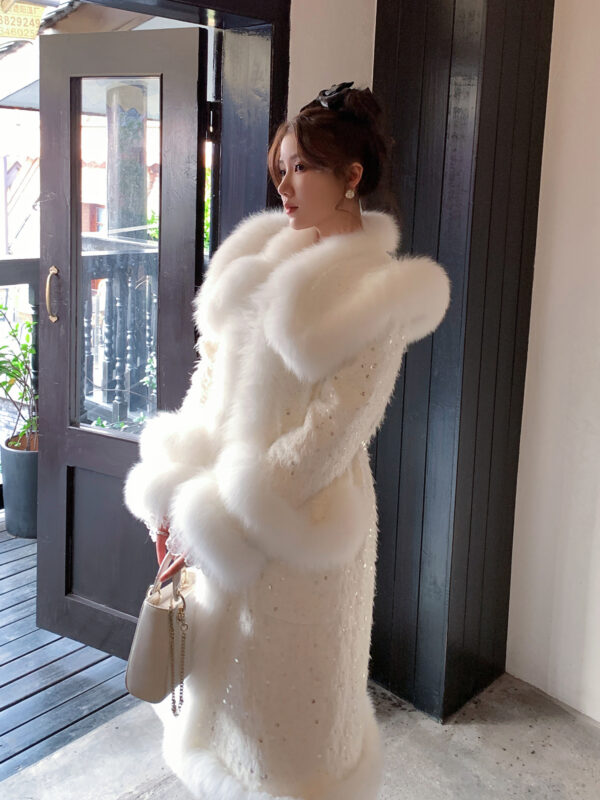 Women's Graceful And Fashionable  Coat - Image 5