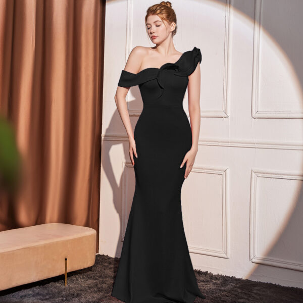 High-end  Shoulder Slimming Long Party Dress - Image 3